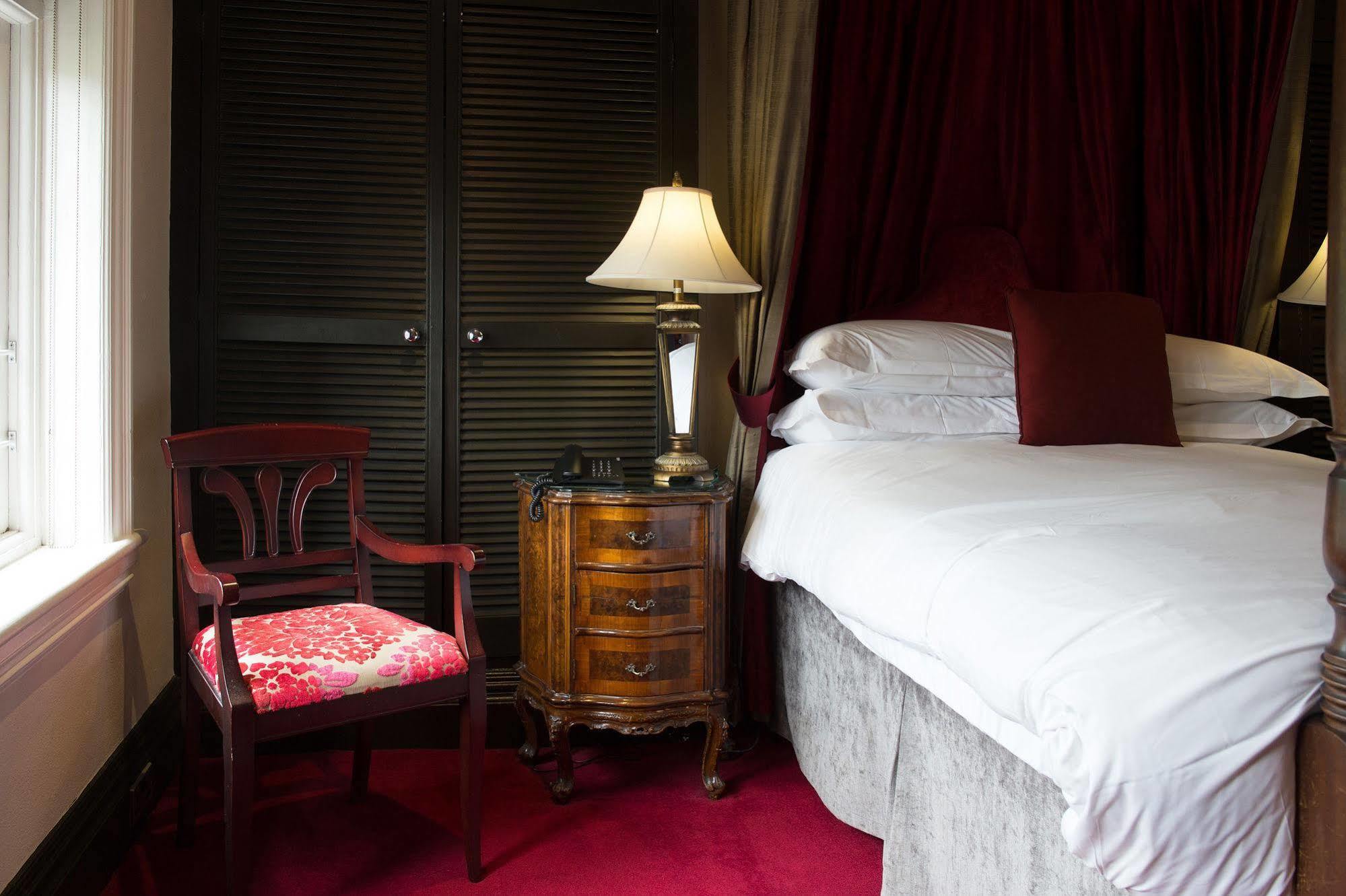 Balmoral Hotel 해러게이트 외부 사진